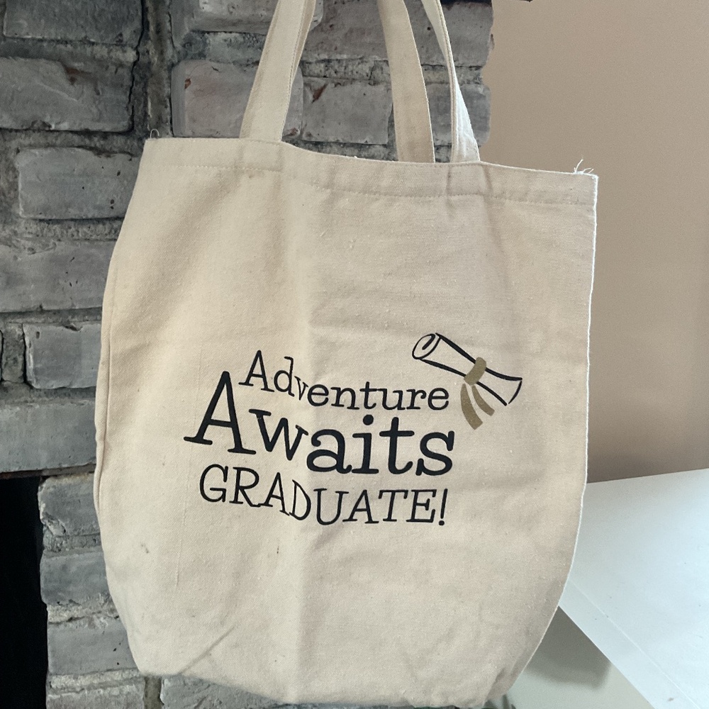GRADUATE CANVAS TOTE BAG ADVENTURE AWAITS 15 x 12